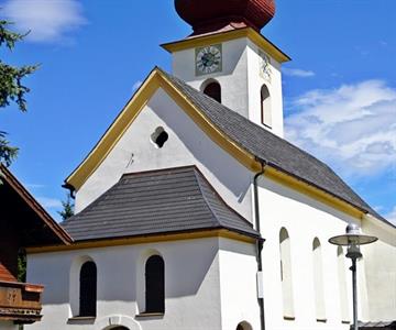 Kirche+Oberlangkampfen